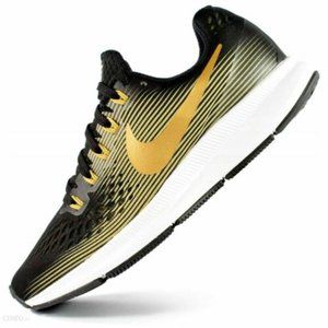 NWT Women's Nike Air Zoom Pegasus 34, Size 7 Wide, Black and Gold